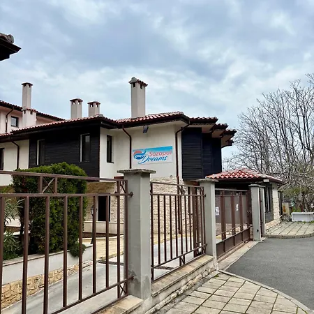 Dreams Apart&free Parking Apartment